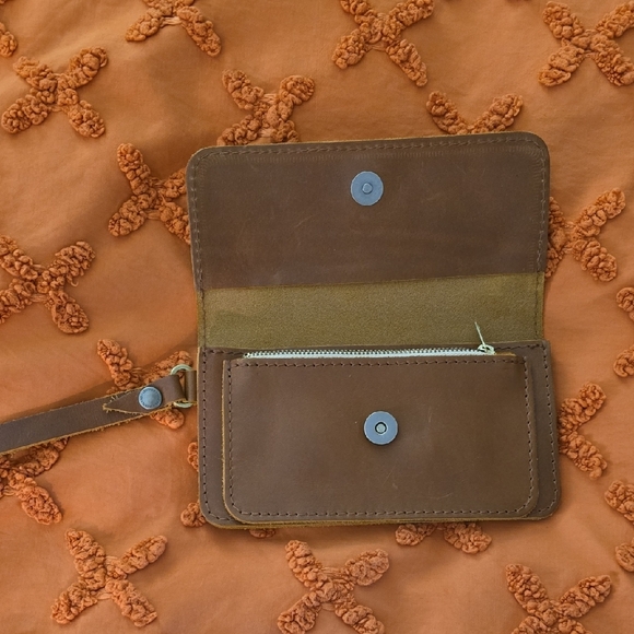 Portland Leather Rich Brown Wallet - Picture 2 of 6